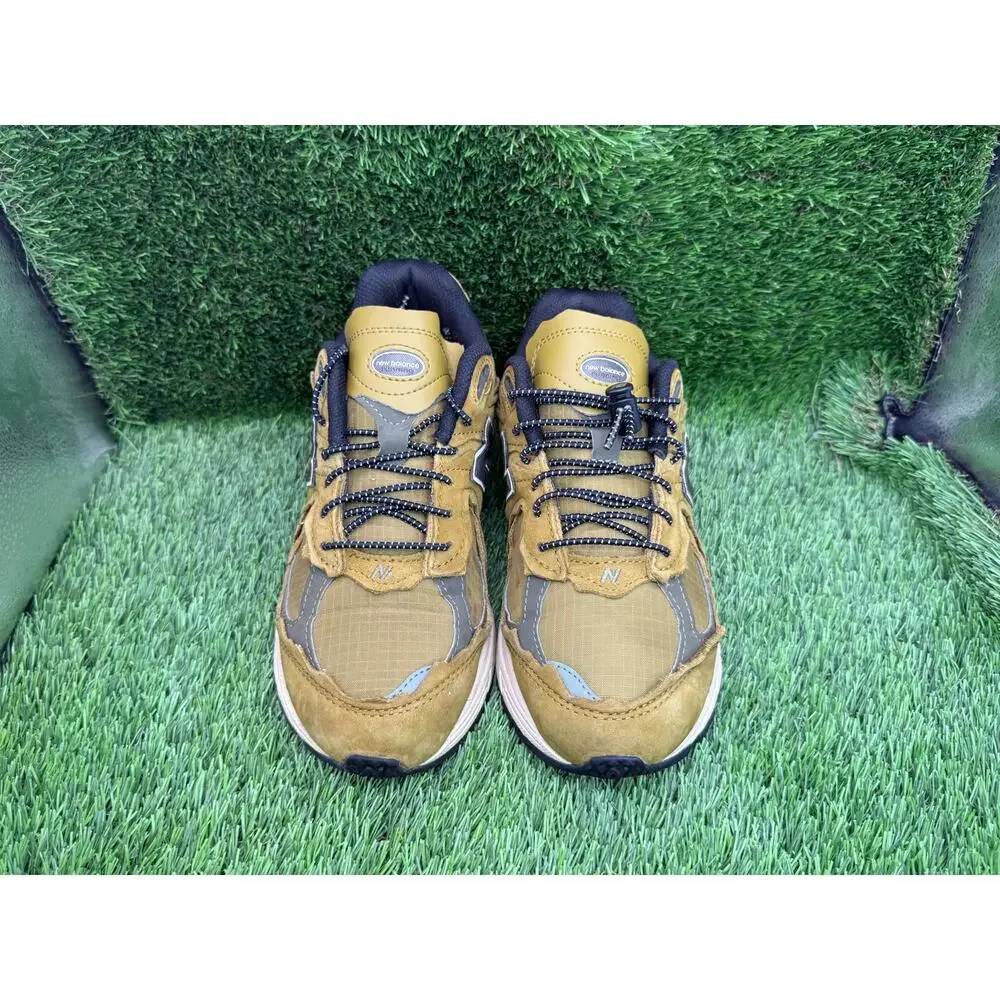 New Balance 2002R M2002RDP Athletic Sneaker Unisex M6/W7.5D Brown Suede Running